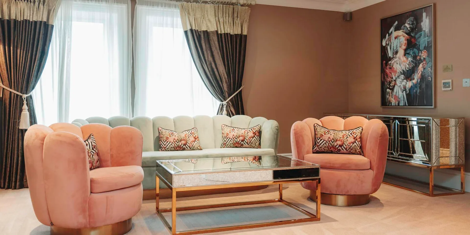 Park Suite living area