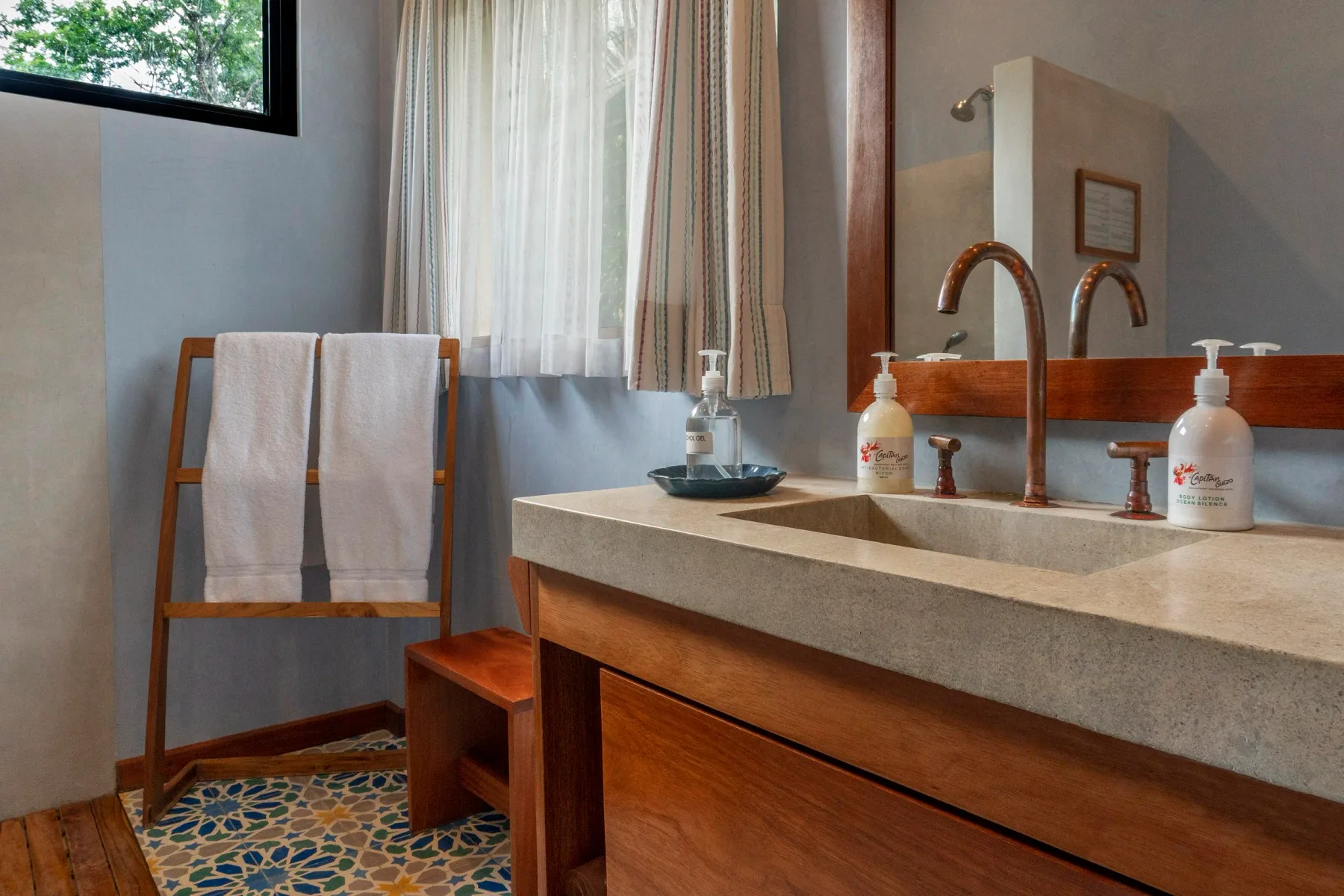 Habitación superior con balcón