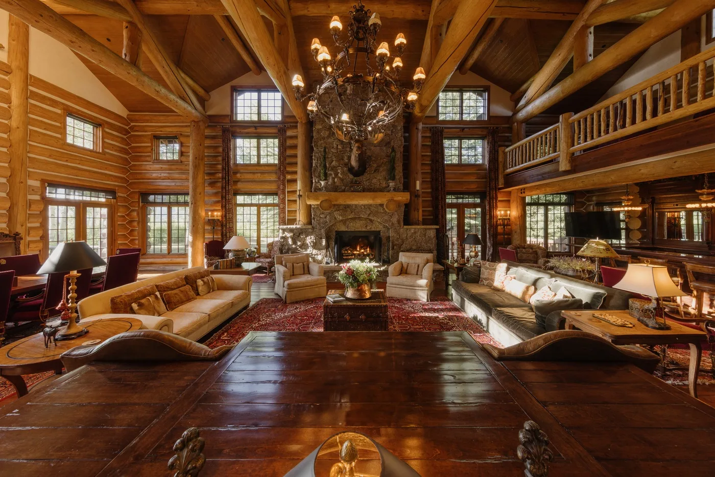 Daybreak Lodge at Bachelor Gulch