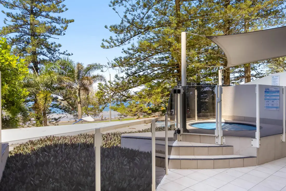 ZANZ205- Exclusive Outdoor Spa with Ocean Glimpses