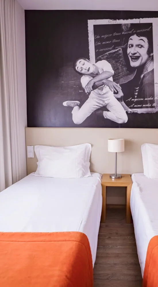 Circo room