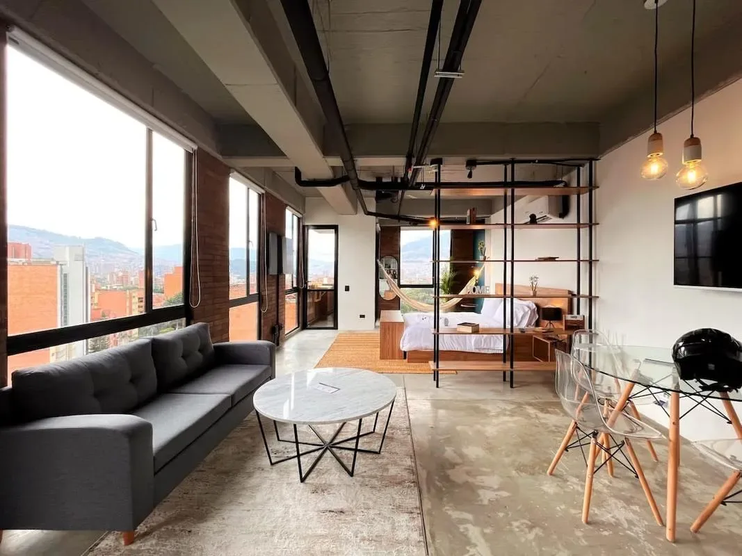 Deluxe Loft in Laureles w/ AC