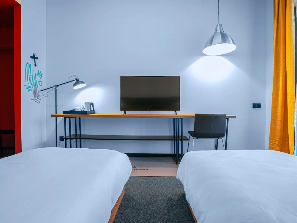 Standard twin room