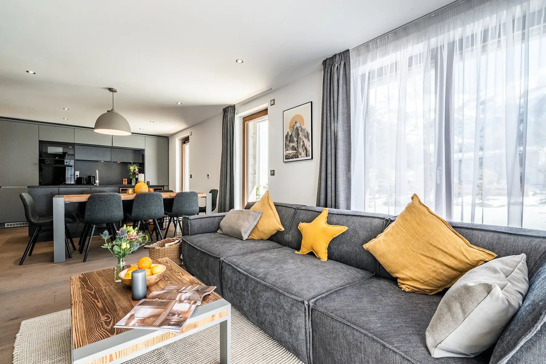 Alpine living room luxury family apartment Eyong Chamonix