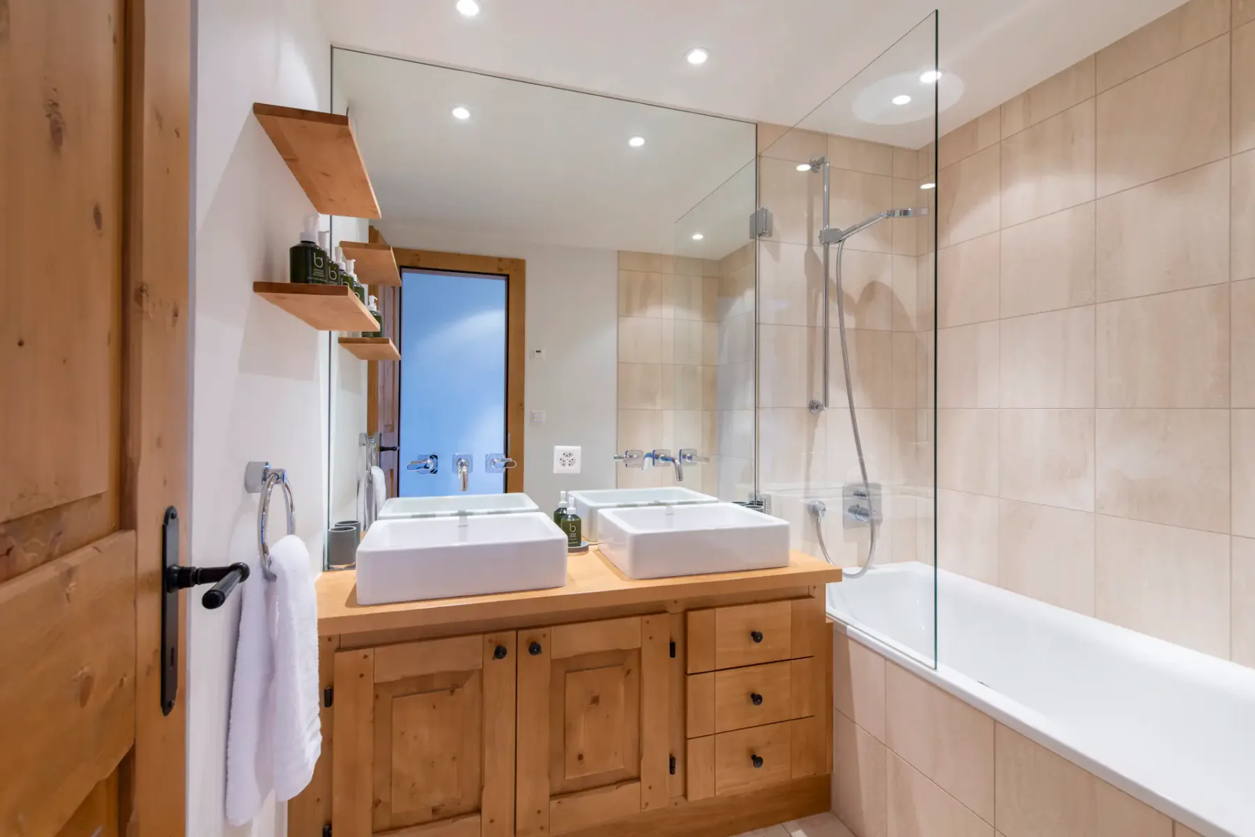 ensuite bedroom Basalte Verbier