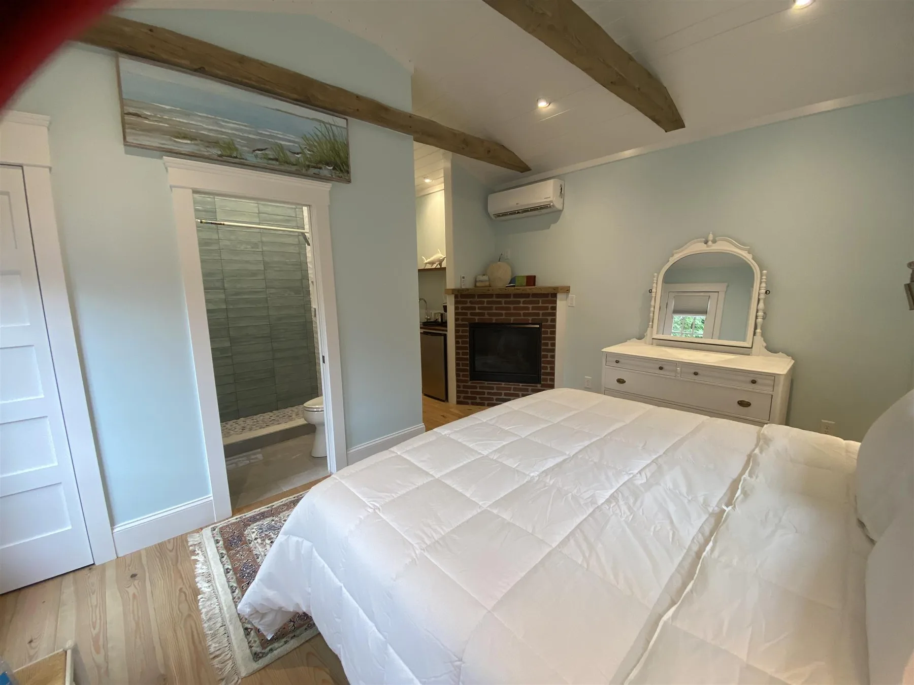 Guest unit