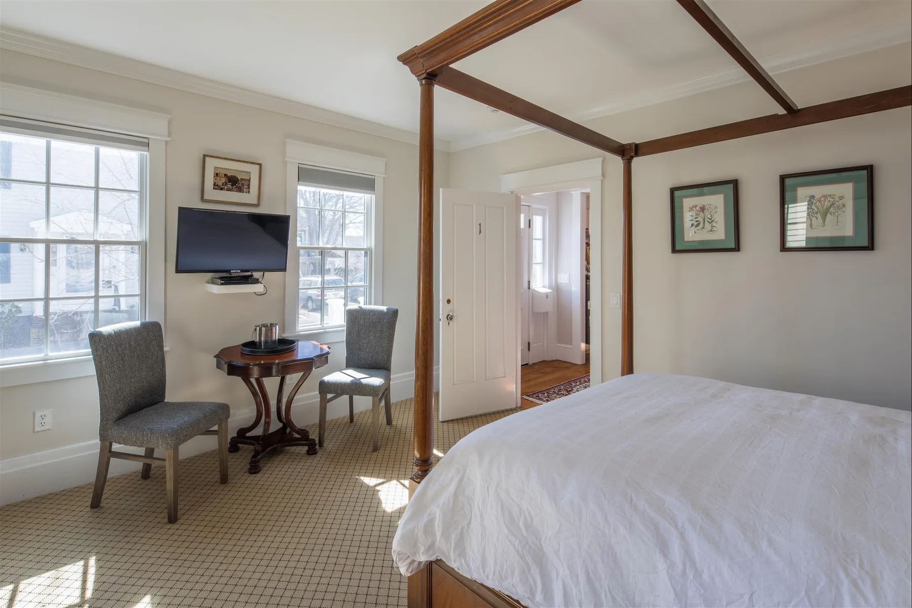 The Monomoy Light guest room