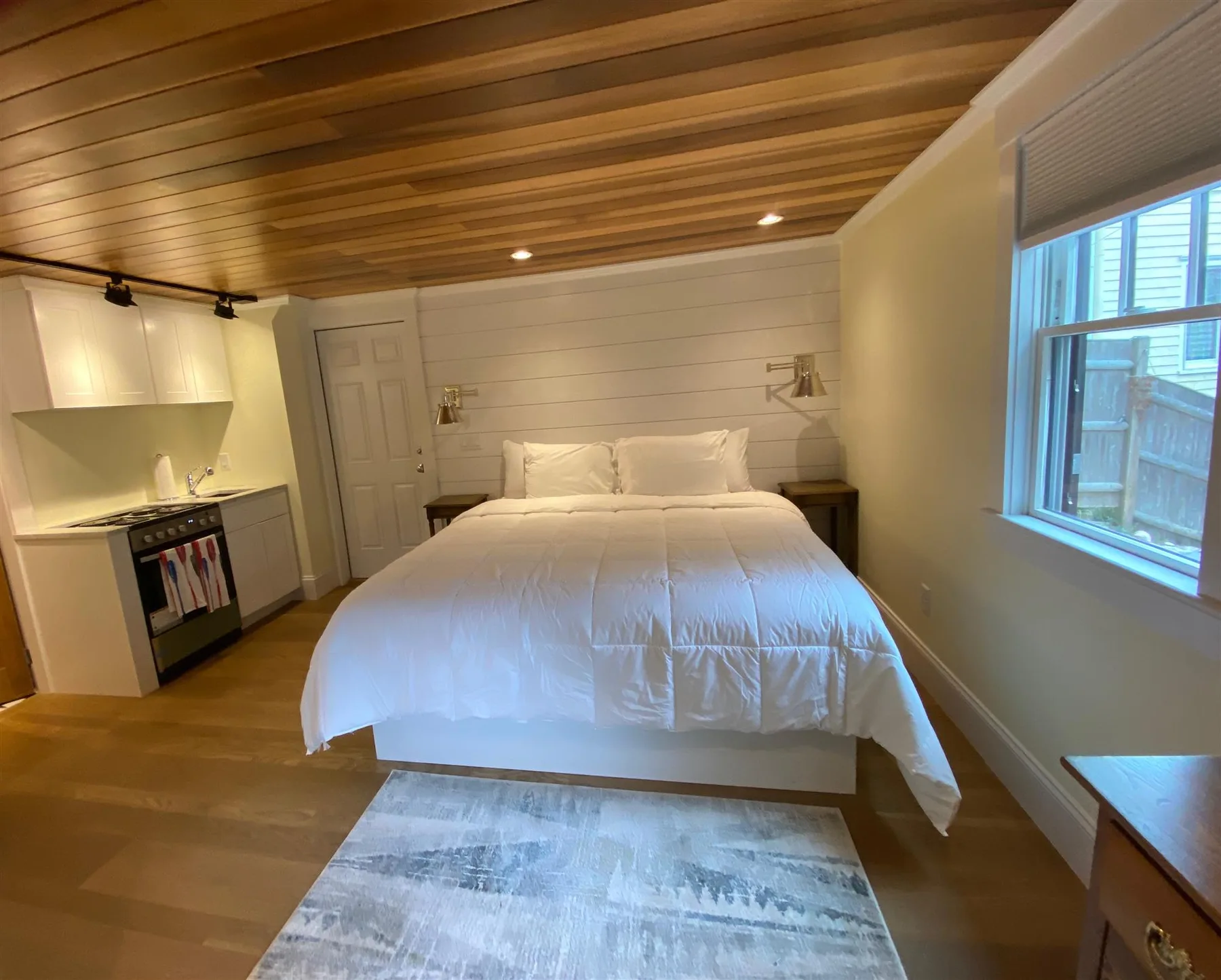 Guest unit