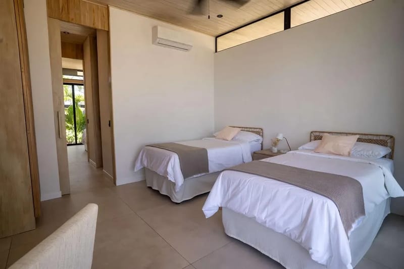 Chic 3BR Private Terrace & Nature Views