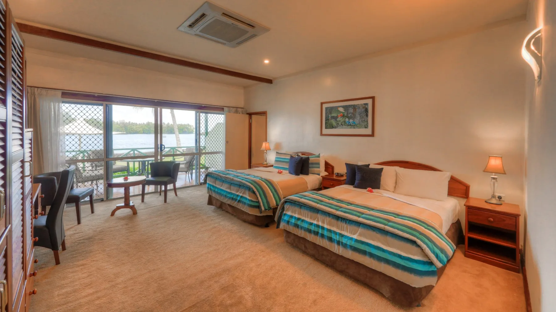 Suite presidencial en Madang Resort