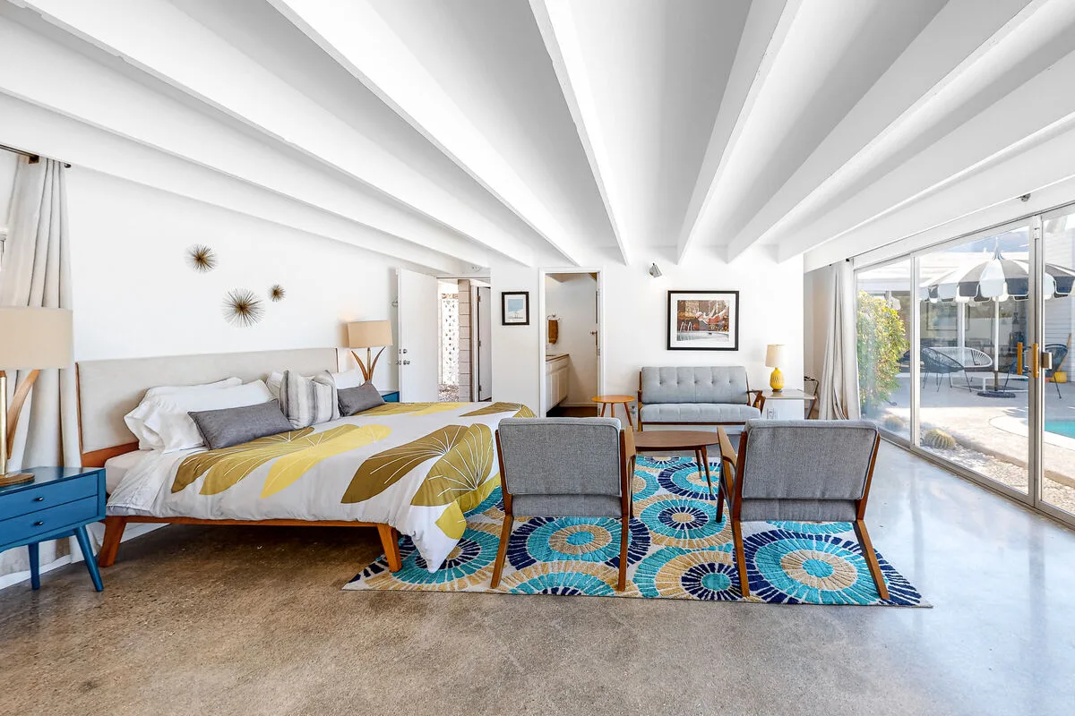 The Arrow of Twin Palms - Midcentury Alexander - 3505