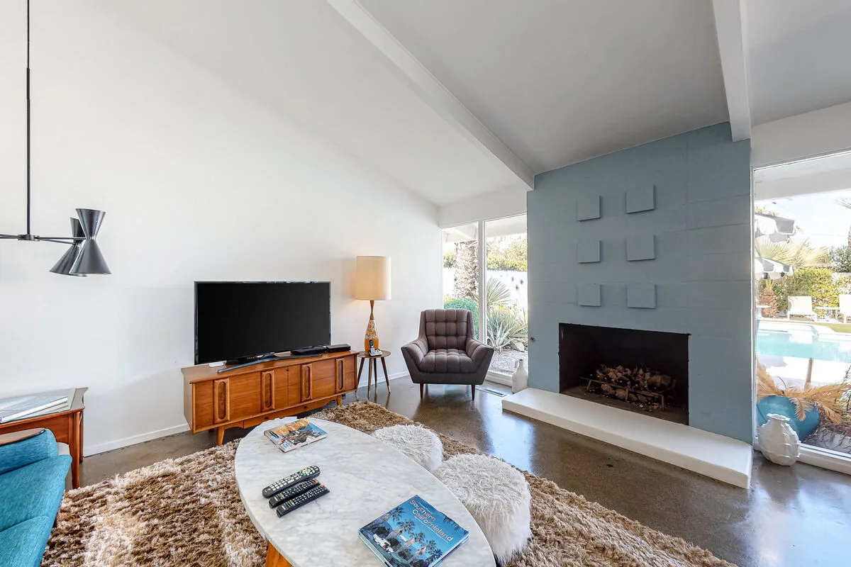 The Arrow of Twin Palms - Midcentury Alexander - 3505