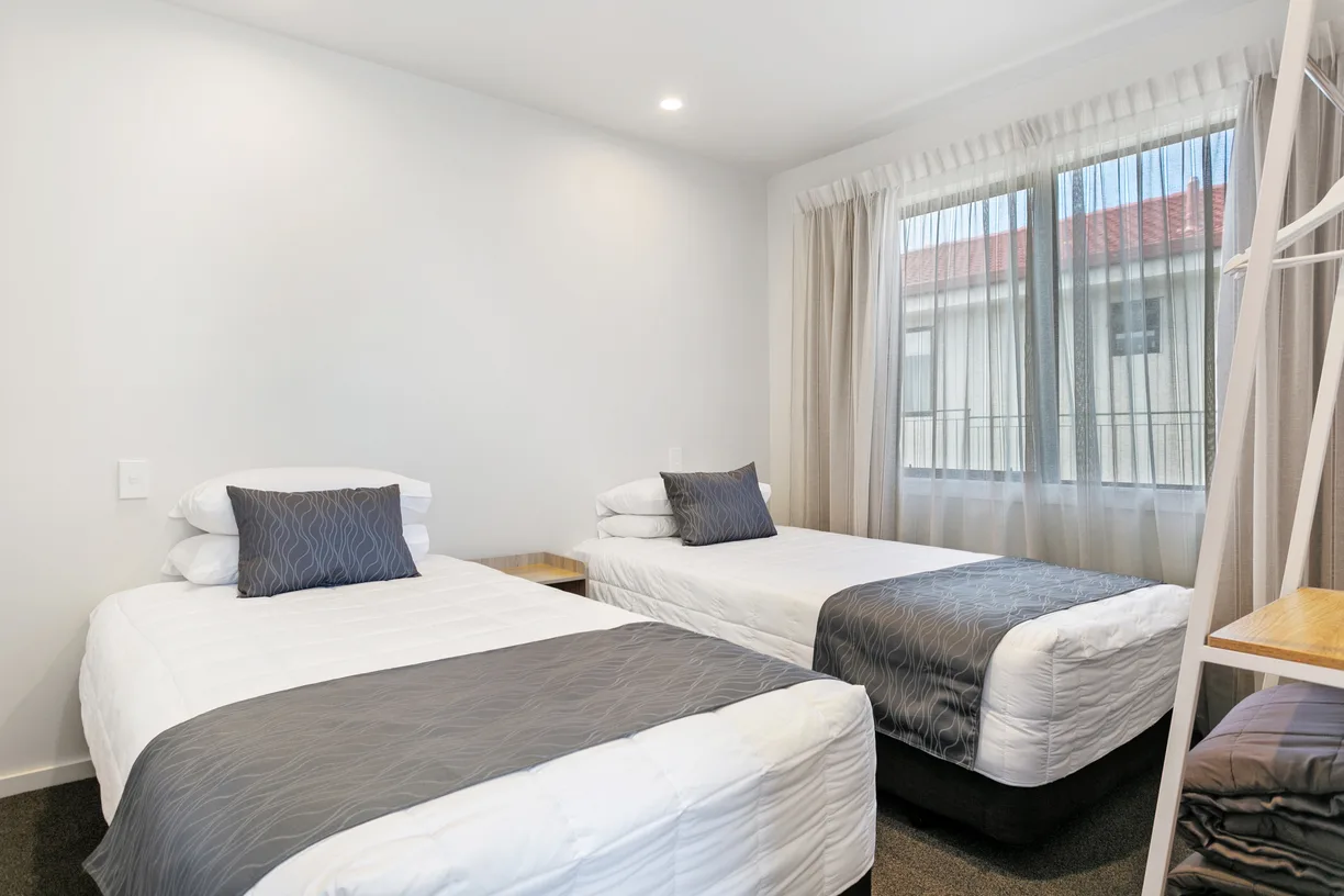 Upstairs Lake View Suite