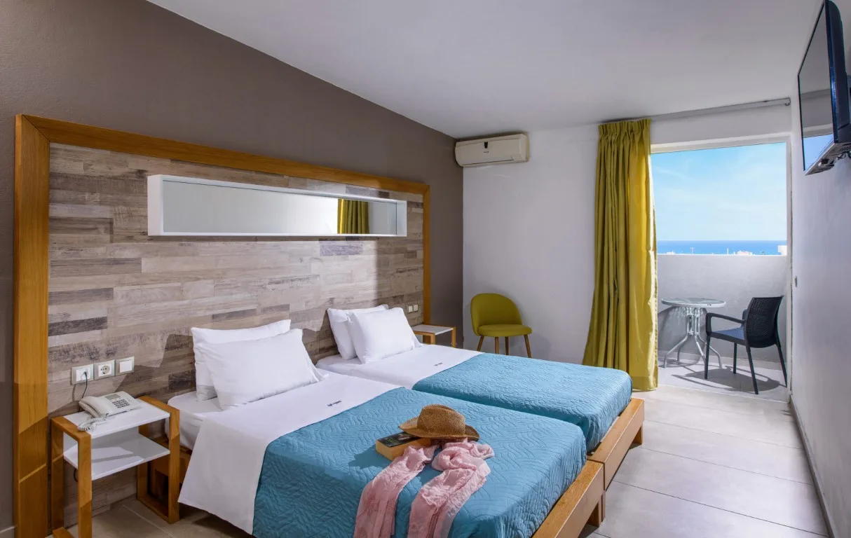 Guest room