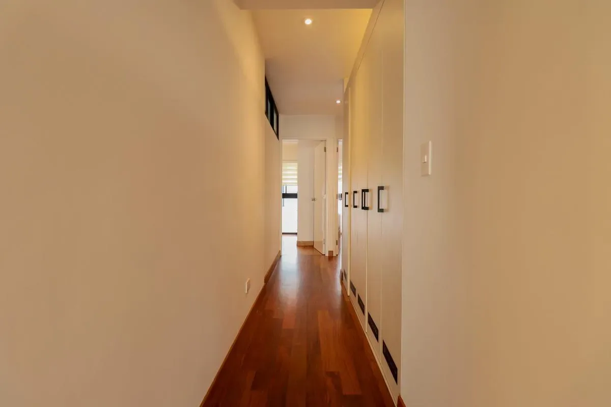 Premium 3BR with Balcony in Miraflores