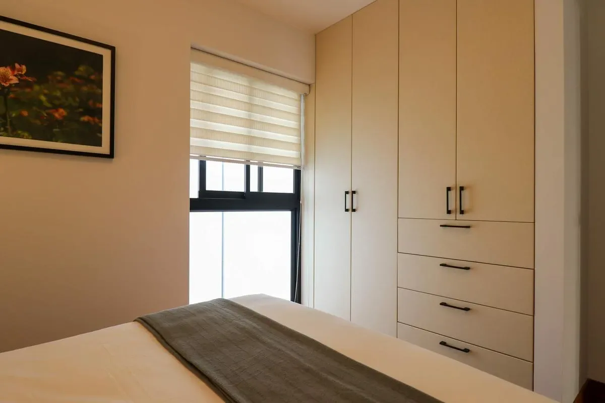 Premium 3BR with Balcony in Miraflores