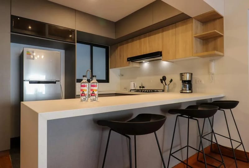 Premium 3BR with Balcony in Miraflores