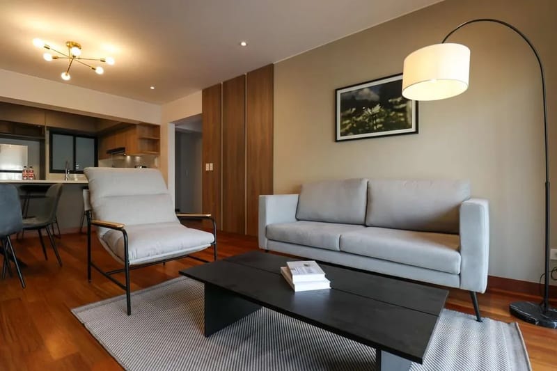 Premium 3BR with Balcony in Miraflores