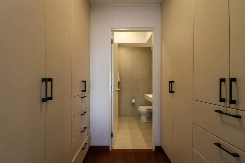Premium 3BR with Balcony in Miraflores