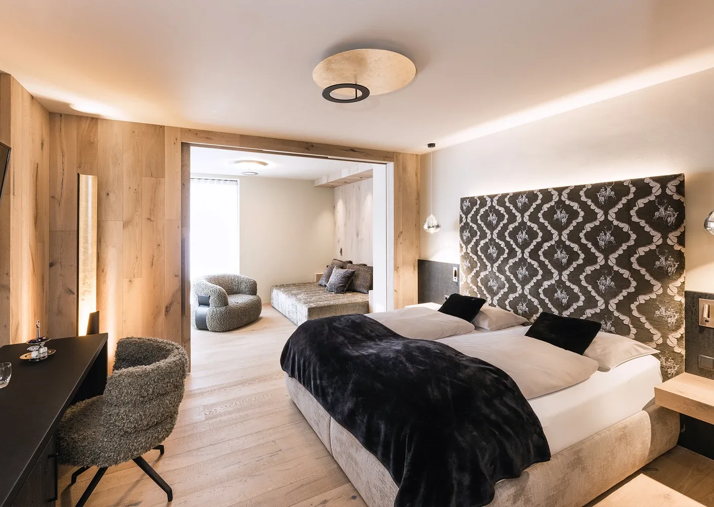Suite Alpine Comfort with separate living area.