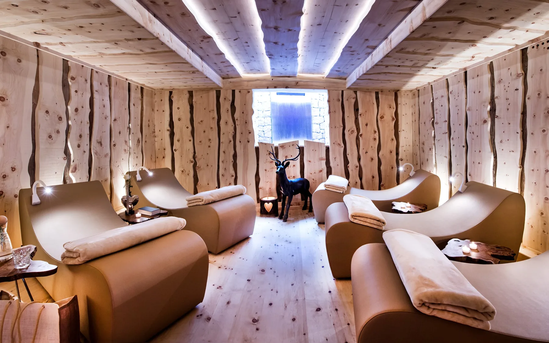 Hotel relaxation room.