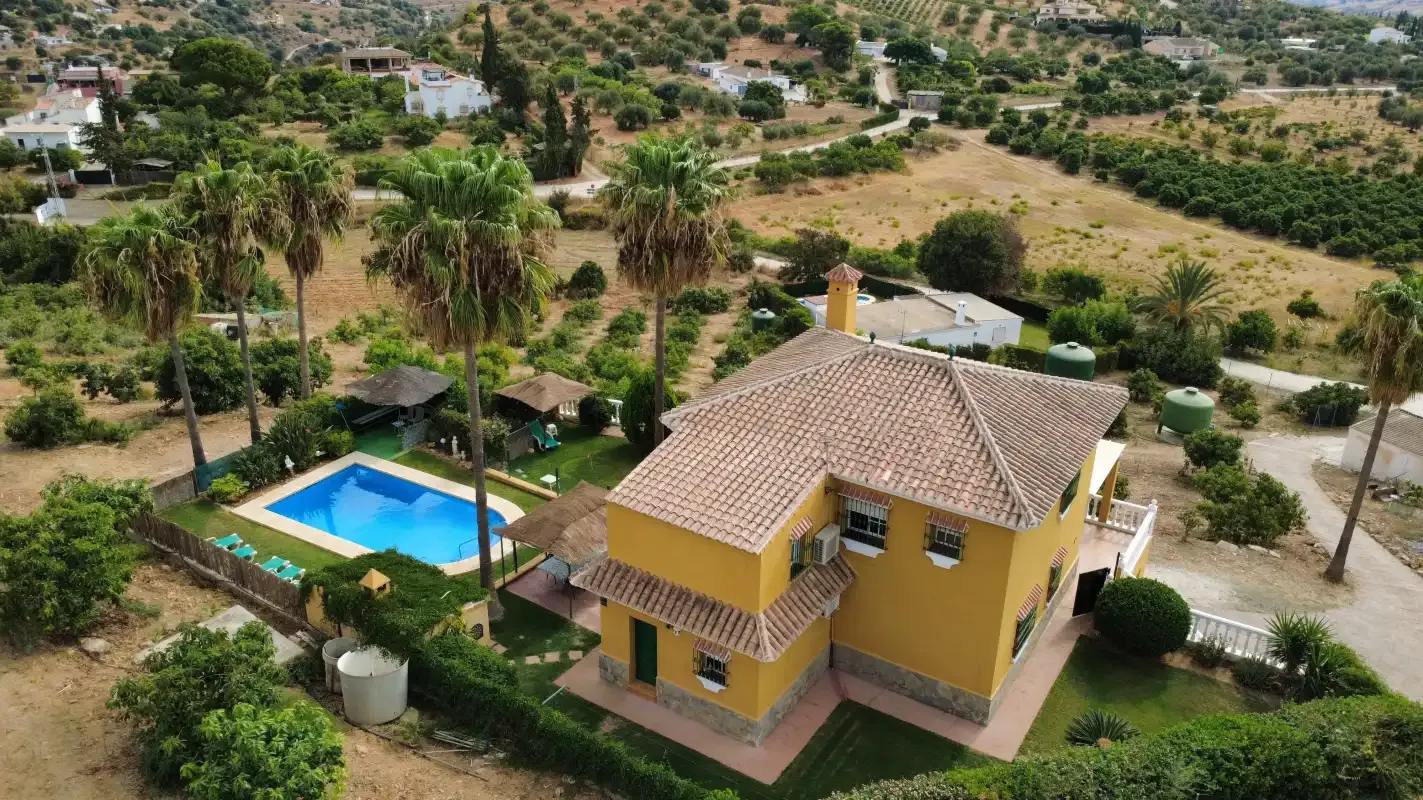 Holiday rentals in El descanso, Mijas