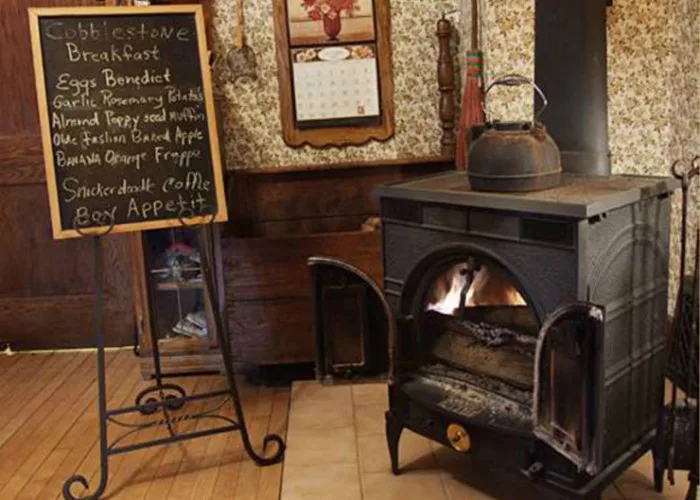 Cobblestone Bed & Breakfast