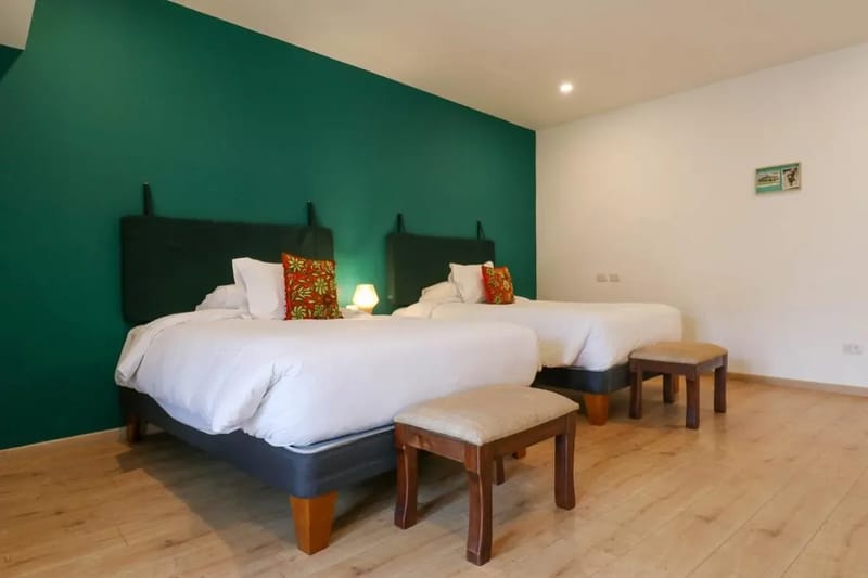Spacious 1BR in Plaza de Armas w/ Balcony