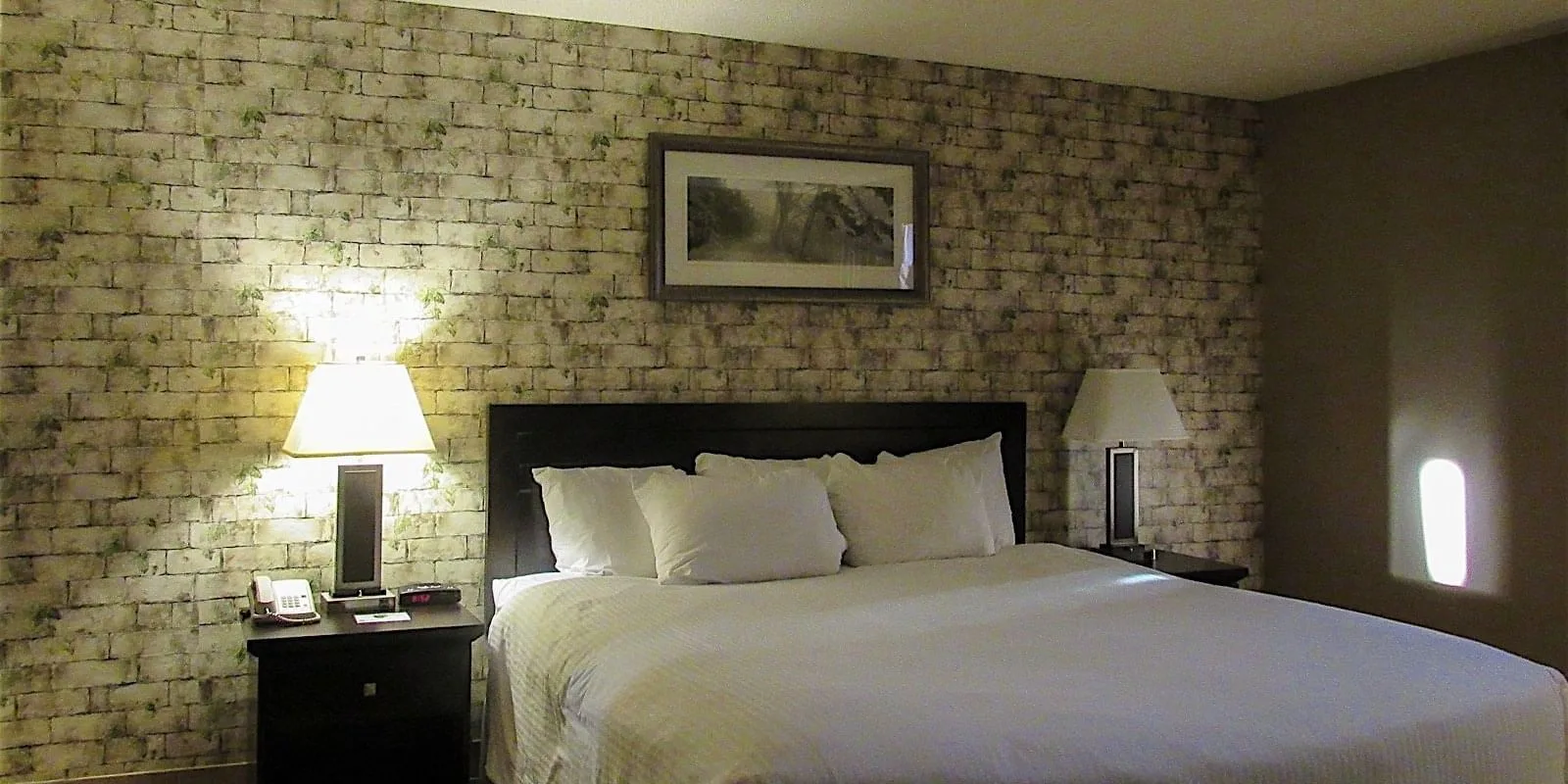 Deluxe king kitchenette room