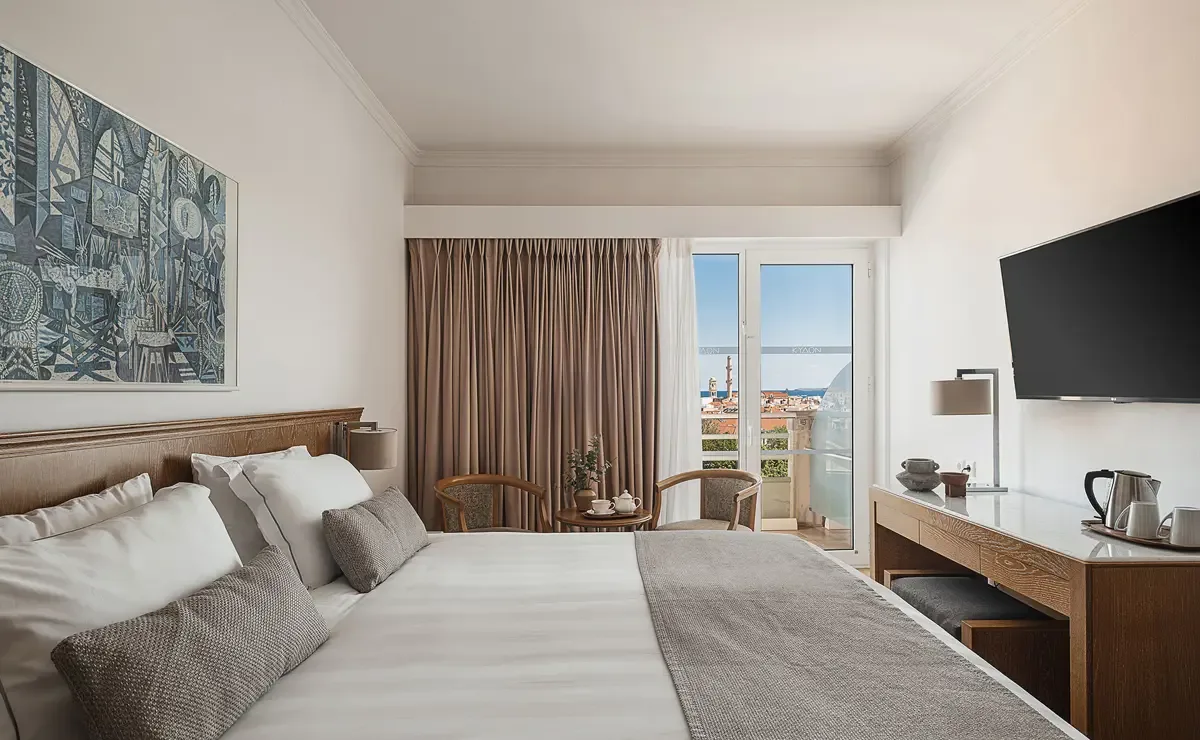Habitación superior con vistas al casco antiguo