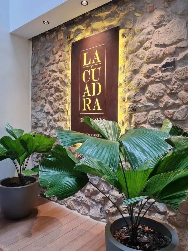 Polished 2BR in Casco Antiguo w/ Rooftop