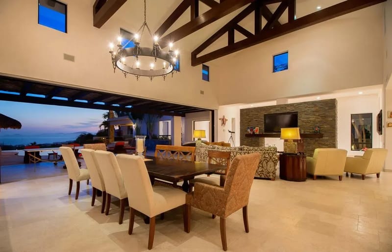 Chic 5BR Villa w/ Sea Views & Great Pool