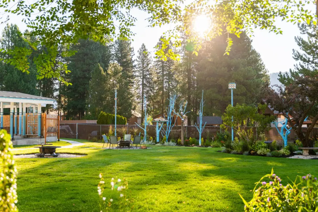 Blue Elk Inn property photo