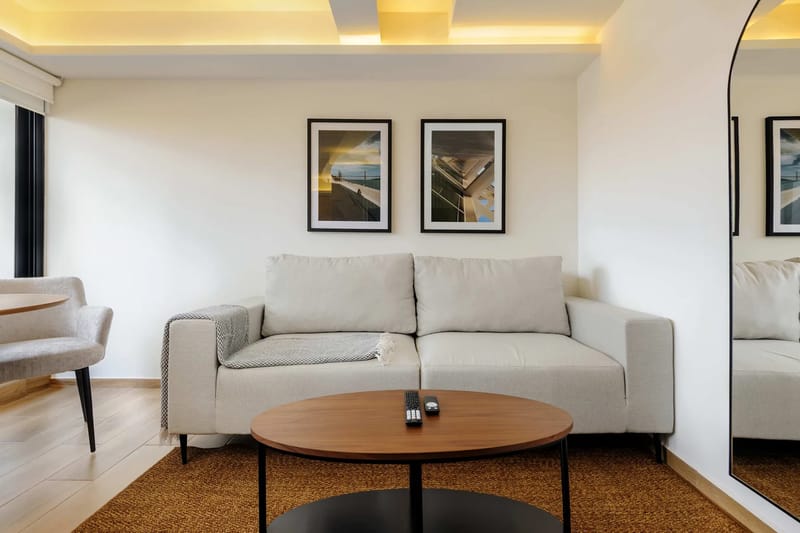 Upscale Loft w/ Balcony in Colima
