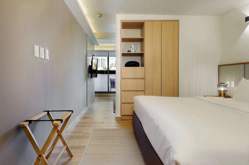 Upscale Loft w/ Balcony in Colima