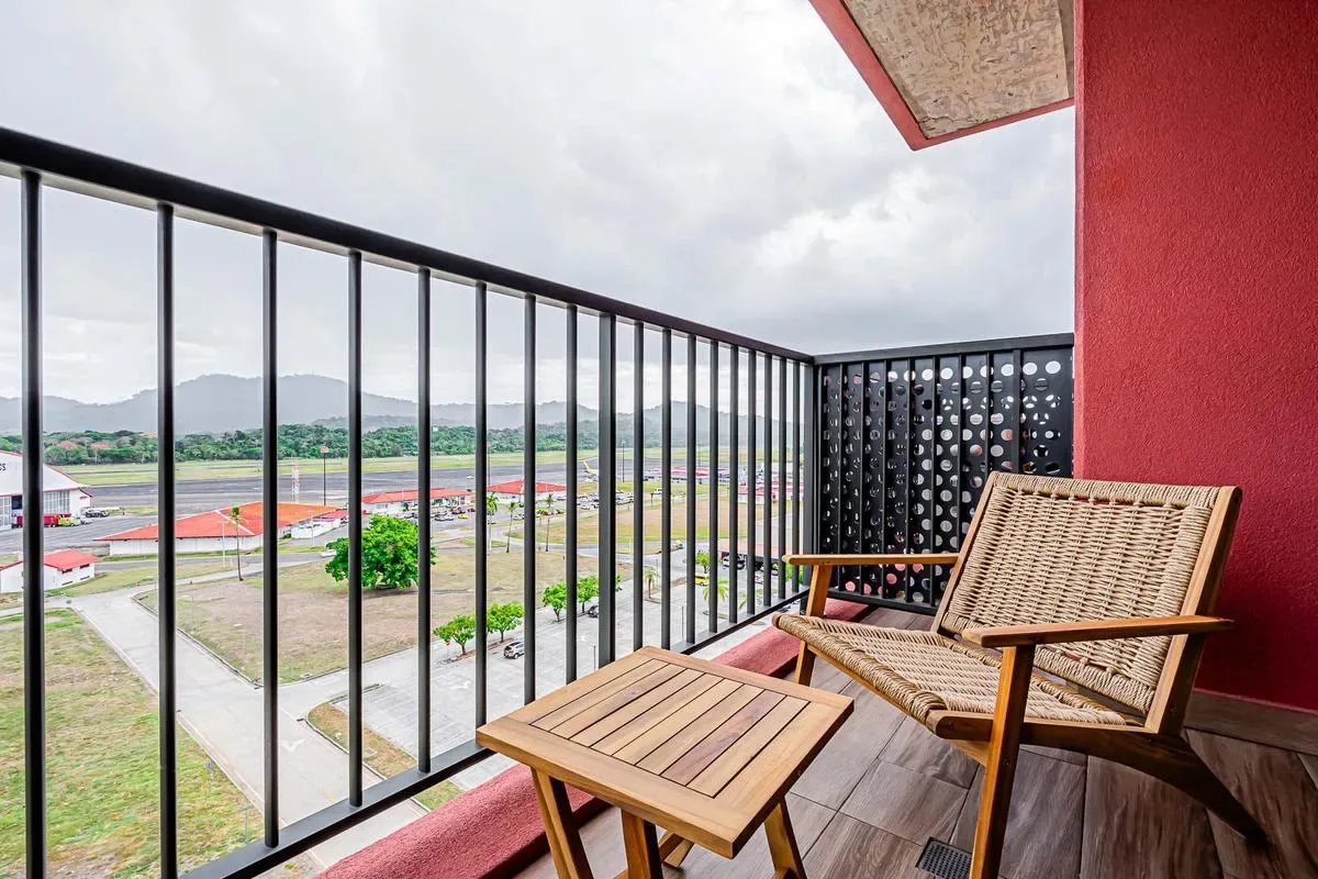 Polished 1BR in Panama Pacifico