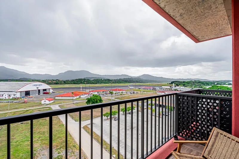 Polished 1BR in Panama Pacifico