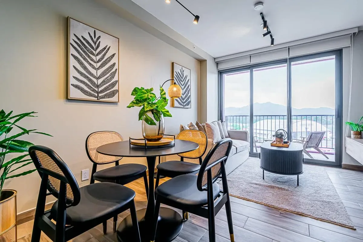 Polished 1BR in Panama Pacifico