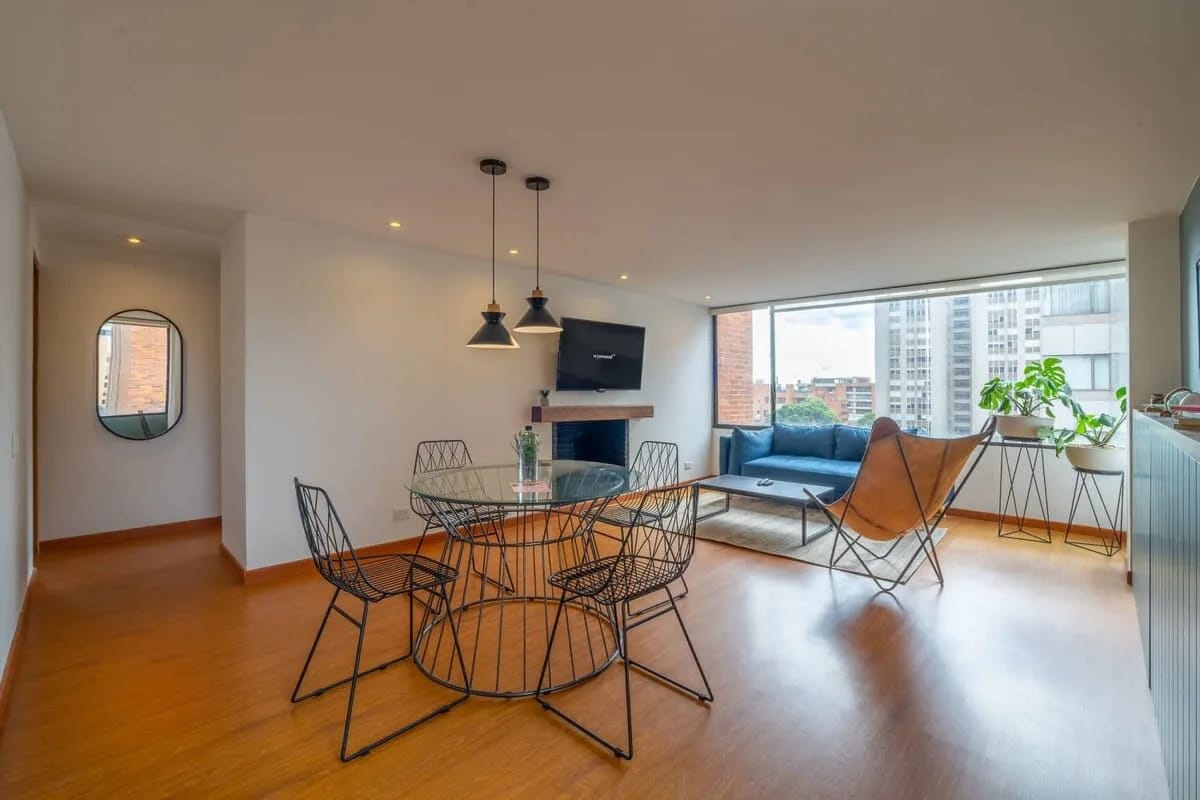 Light-filled 2BR in Cabrera