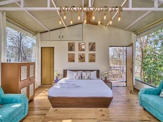 Treehouse Room