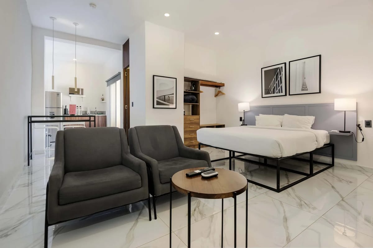 Stylish & Cozy Loft w/ Patio in Polanco