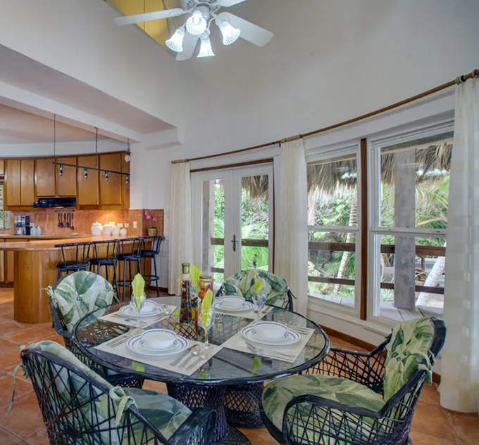 Suites de tres dormitorios en San Pedro, Belice