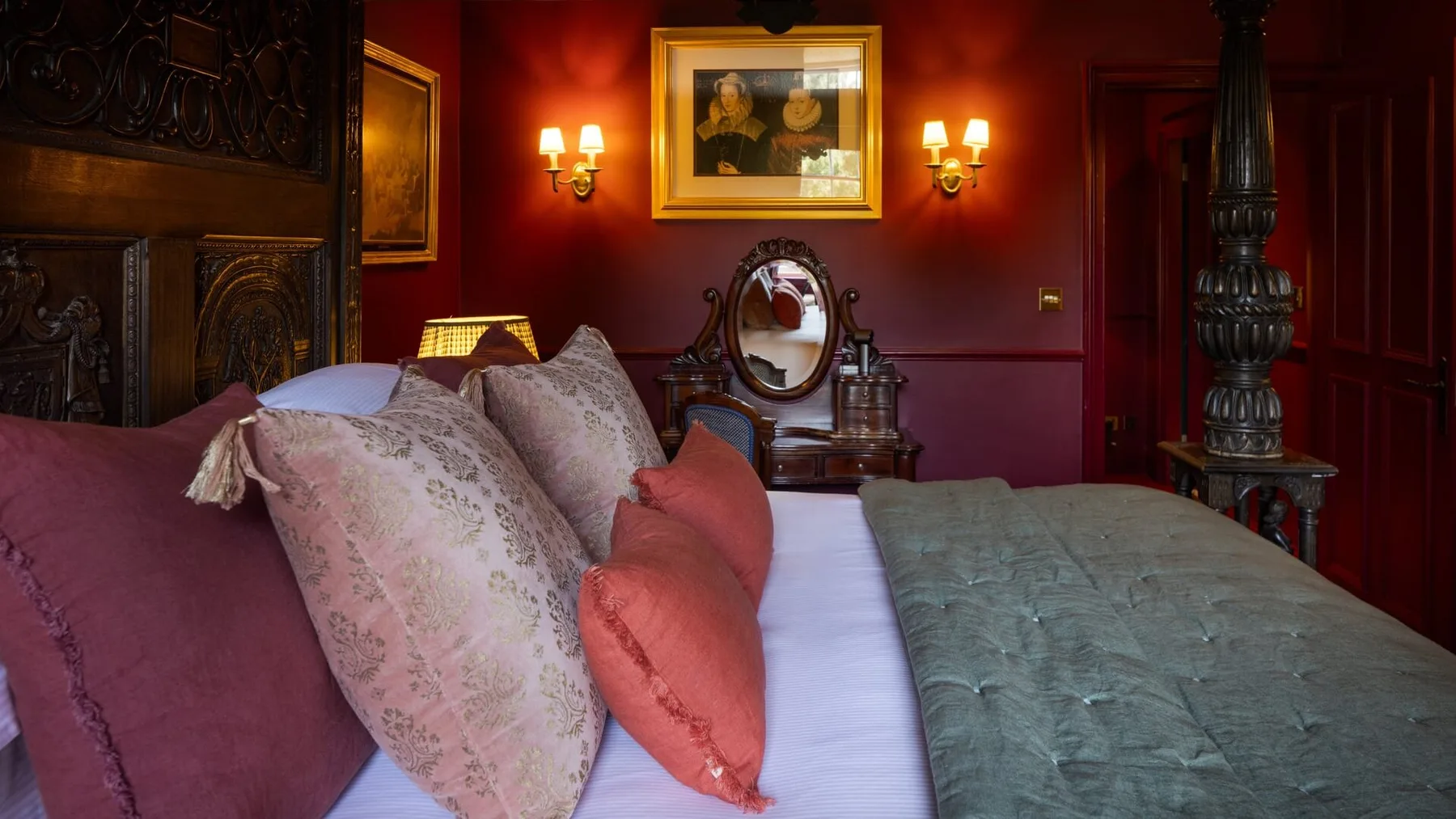 Castle Suite bedroom