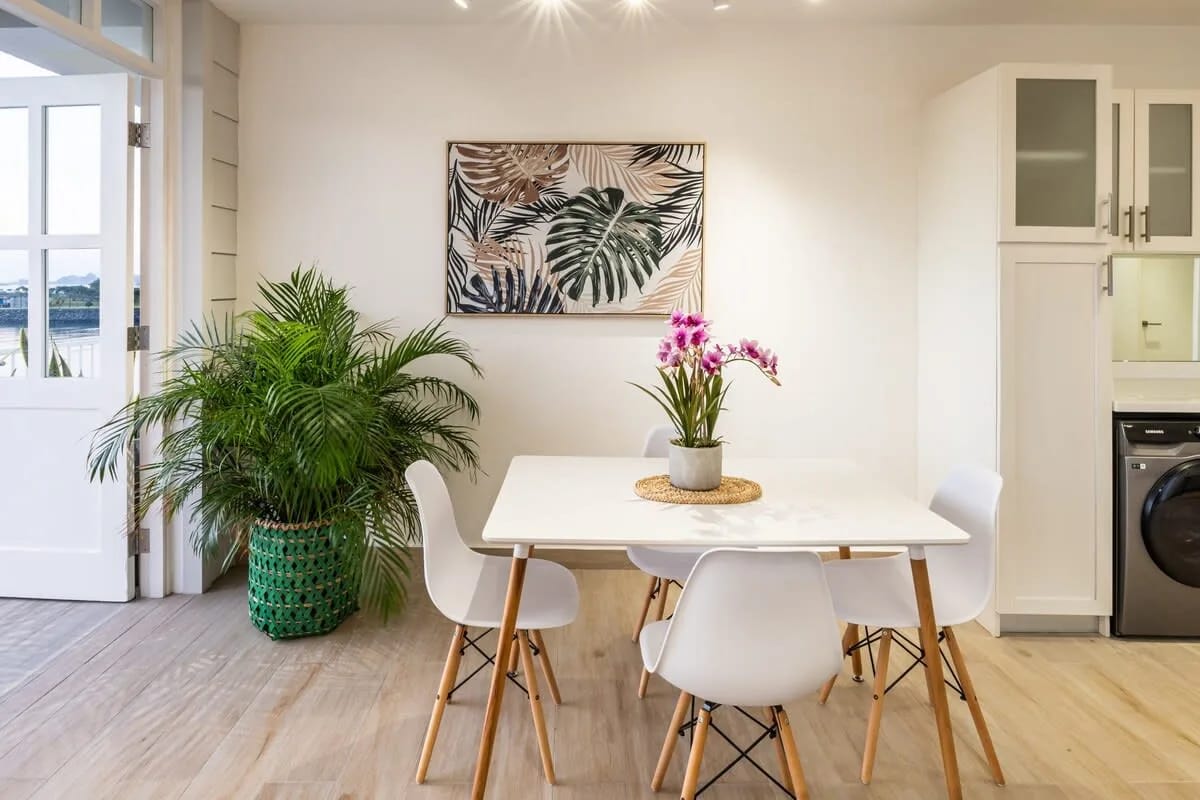 Spacious 1BR in Casco Antiguo w/ Balcony