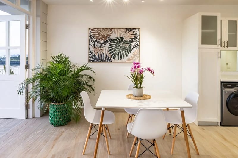 Spacious 1BR in Casco Antiguo w/ Balcony