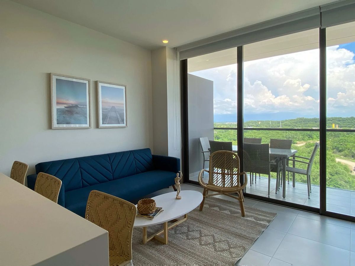 Prestigious 2BR w/ Amazing View in Morros Eos
