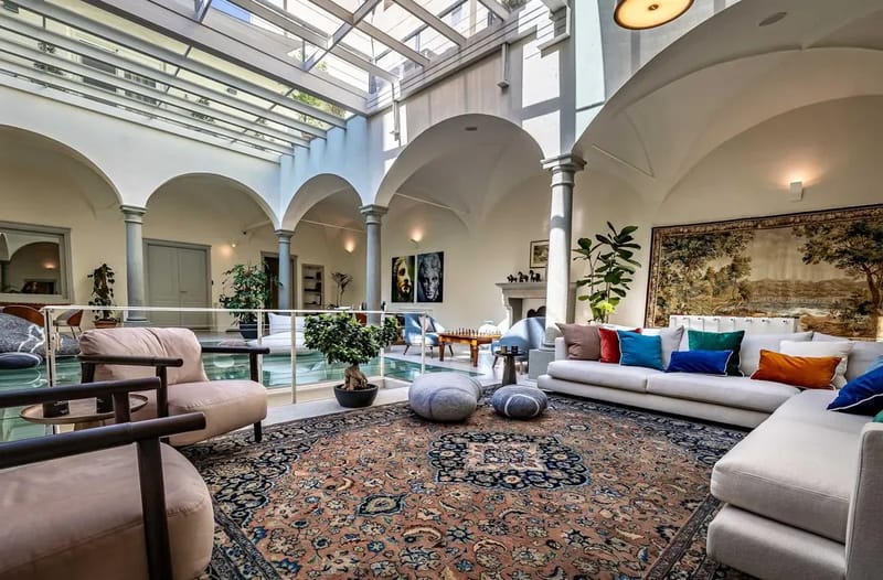 Deluxe King Suite
