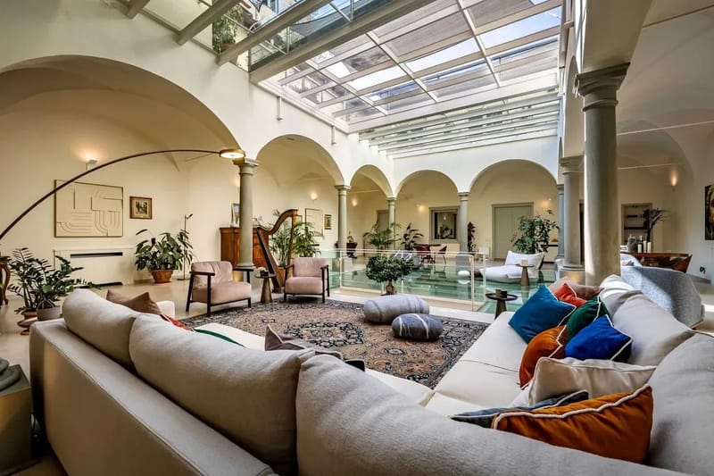 Deluxe King Suite
