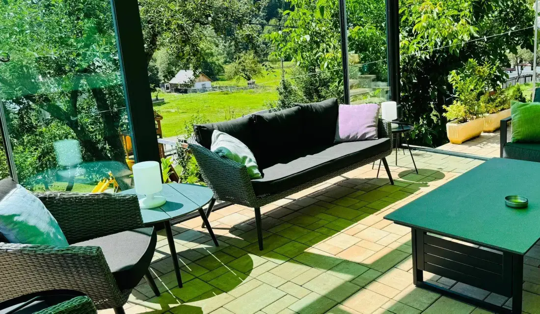 Terraza con vistas a las montañas.