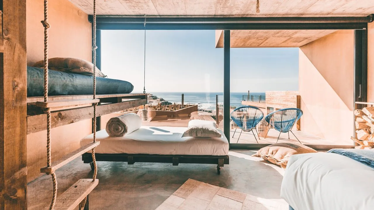 Noah Surf House Portugal